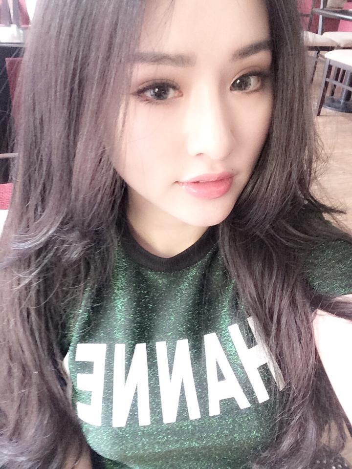 小色女